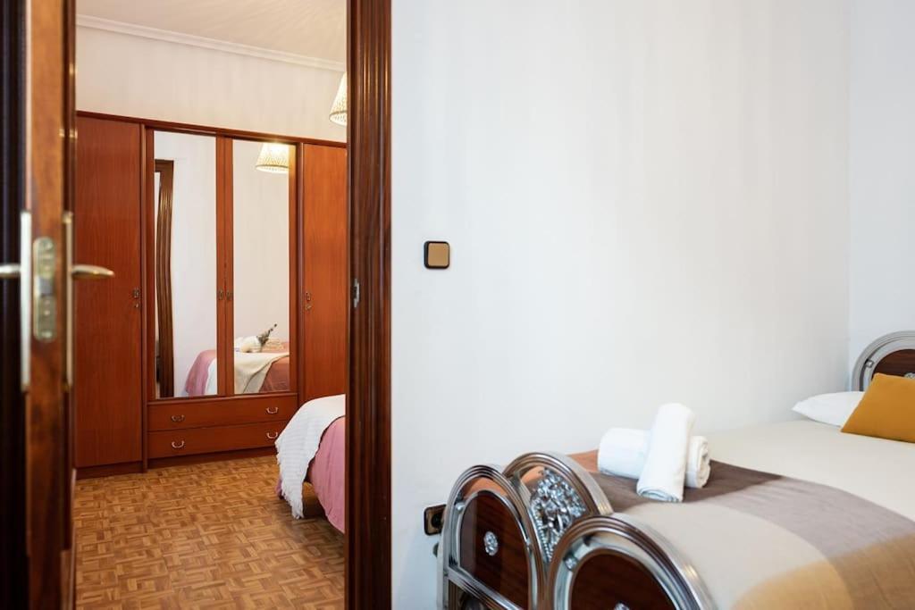 Apartamento Trisquel Gijón Exteriör bild