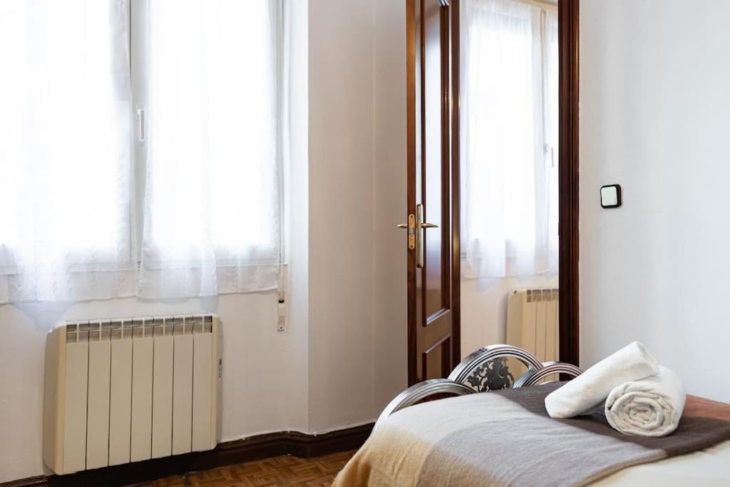 Apartamento Trisquel Gijón Exteriör bild