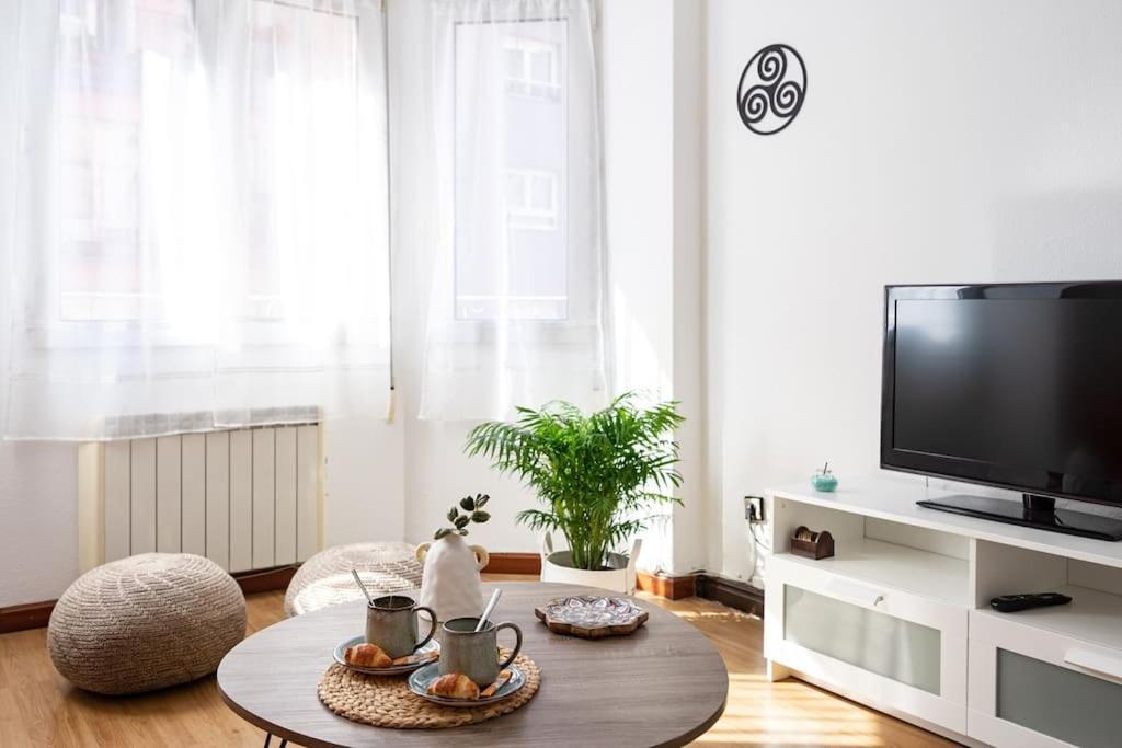 Apartamento Trisquel Gijón Exteriör bild